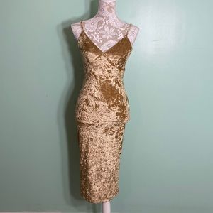 Gold velvet midi dress with adjustable straps